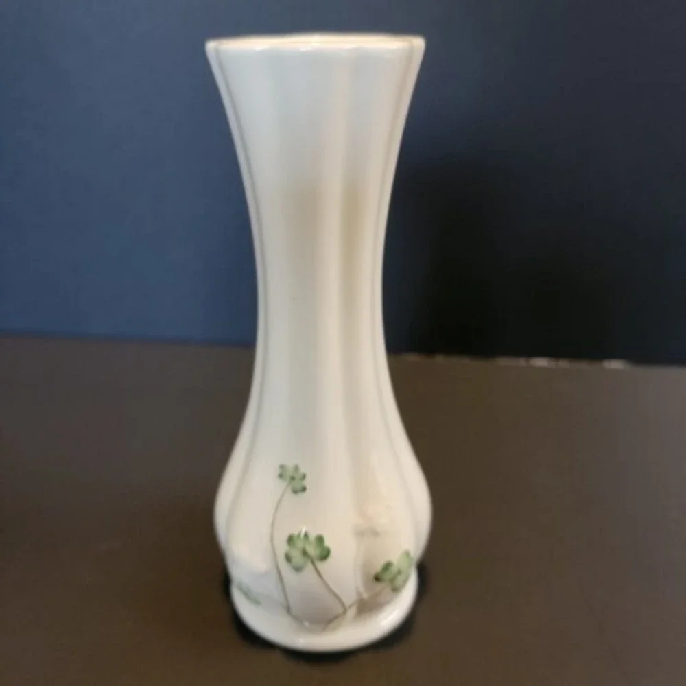 Watervale Ireland Shamrock Parian China Hand Painted Stem Vase
